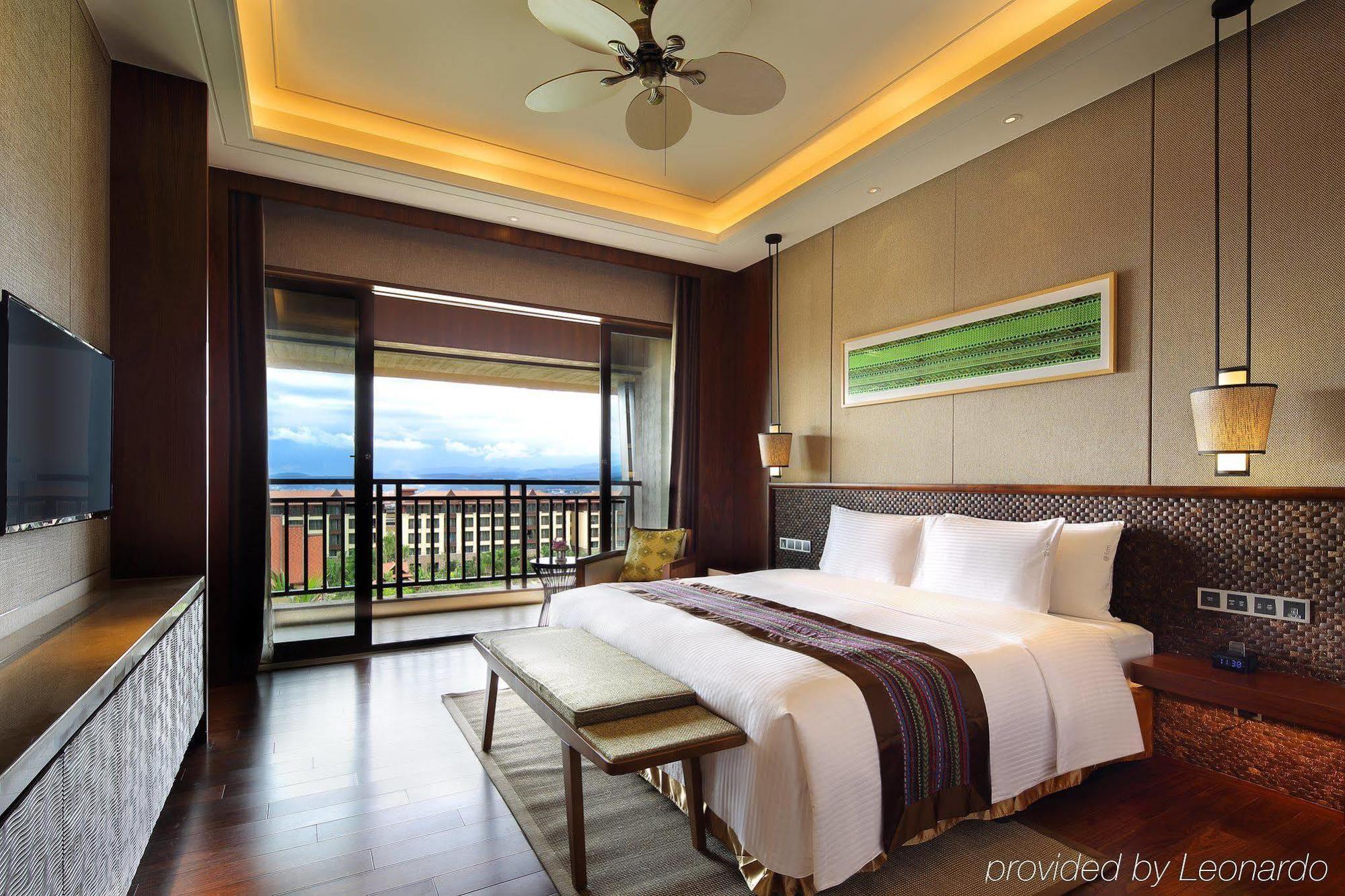 Crowne Plaza Resort Xishuangbanna Parkview Цзинхун Екстериор снимка